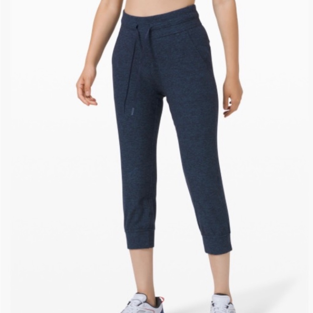 Lululemon READY TO RULU JOGGER CROP